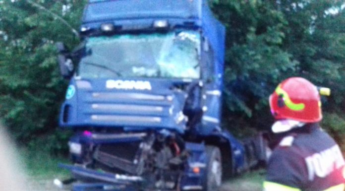 FOTO: Accident la Pișteștii din Deal