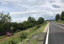 Mașină a Poliției Locale, implicată într-un accident la Runcu