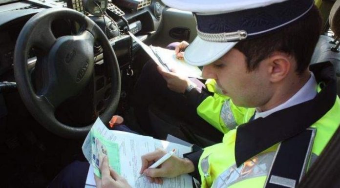 Târgujian cercetat la trei luni, după ce a condus o mașină cu permisul suspendat