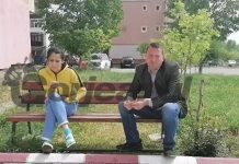 VIDEO: Coordonatorul Poliției Locale Târgu-Cărbunești, prins cu chiriașa în locuința de serviciu!