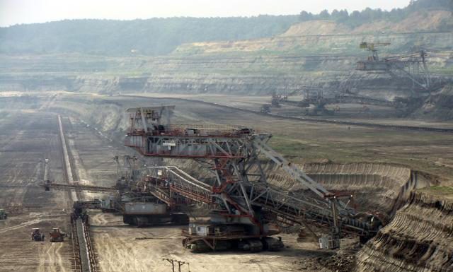 Prins în trafic cu motorina furată din cariera Roşia