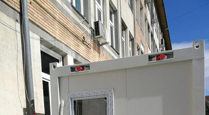 Primăria Târgu-Jiu a dotat SJU cu cinci containere