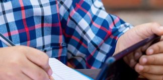 Ajută un elev din Gorj să participe la orele online!