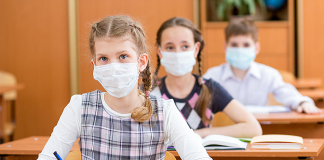 Elevi supravegheați de medici. Termoscannere pentru școlile din Gorj