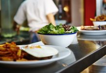 Unități de alimentație publică din județ, amendate drastic de inspectorii DSVSA Gorj