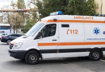 O femeie de 40 de ani cu probleme psihice, refuzată de doua ori de ambulanță