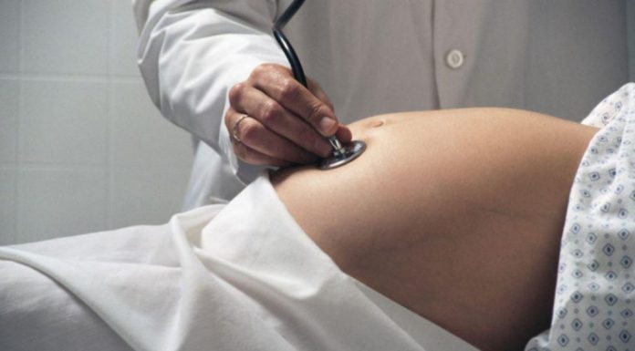 Gravidă, infectată cu COVID 19, internată la Spitalul Târgu-Cărbunești