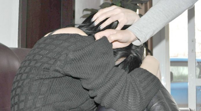 Tânărul acuzat că și-a sechestrat fosta iubită, pus sub control judiciar