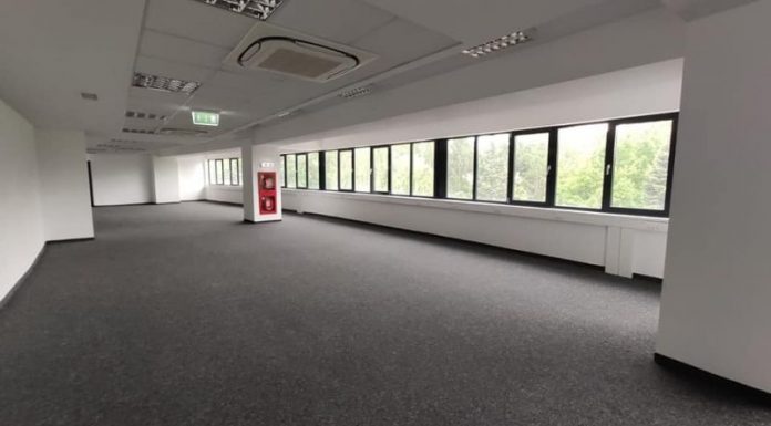 Agenții economici, încurajați să liciteze pentru spațiile de la Municipal!