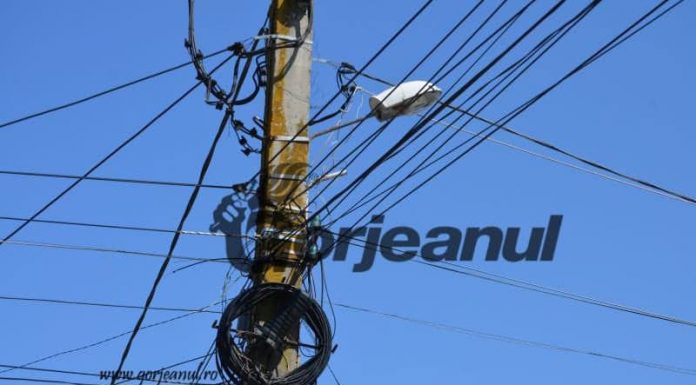 Furt de energie electrică la Bâlteni