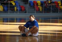 Pune Roșu ghetele în cui? ,,Mă bate gândul să mă retrag”