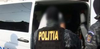 Tânăr cu permisul suspendat, reținut după ce a fost prins beat la volan