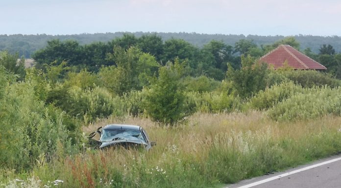 Foto: Accident grav la Buduhala, o femeie transportată la spital! Cozi de mașini pe un kilometru