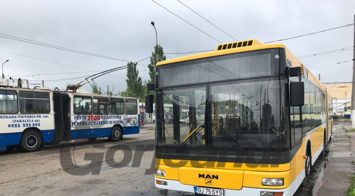 Autobuze „noi”, cu 1.000.000 km la bord pe străzile din Târgu-Jiu