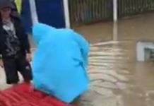 VIDEO: Copiii din Căpreni au marea lor! Când plouă…