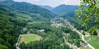 Cinci milioane de euro pentru turismul din Baia de Fier. Parc dendrologic, amfiteatru în aer liber și trasee pentru bicicliști