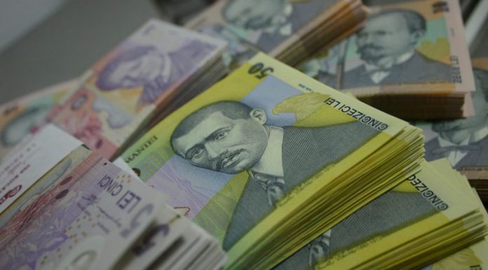 Pensiile speciale ale parlamentarilor, impozitate cu până la 85%