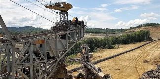 O nouă dispută politică pe tema CEO