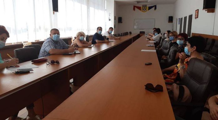 Dezinsecție simultană la Motru