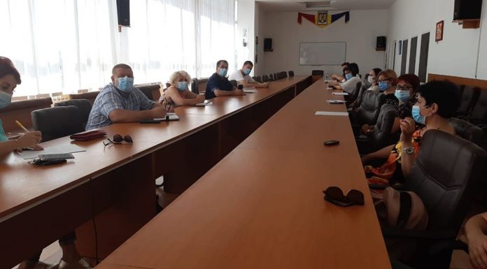 Dezinsecție simultană la Motru