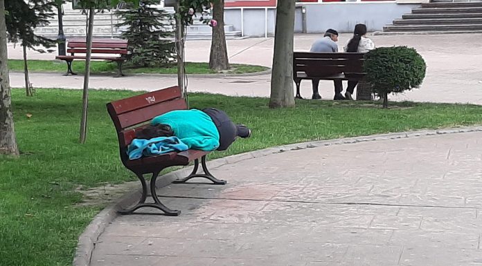 Video: Luată cu ambulanța din centrul municipiului!