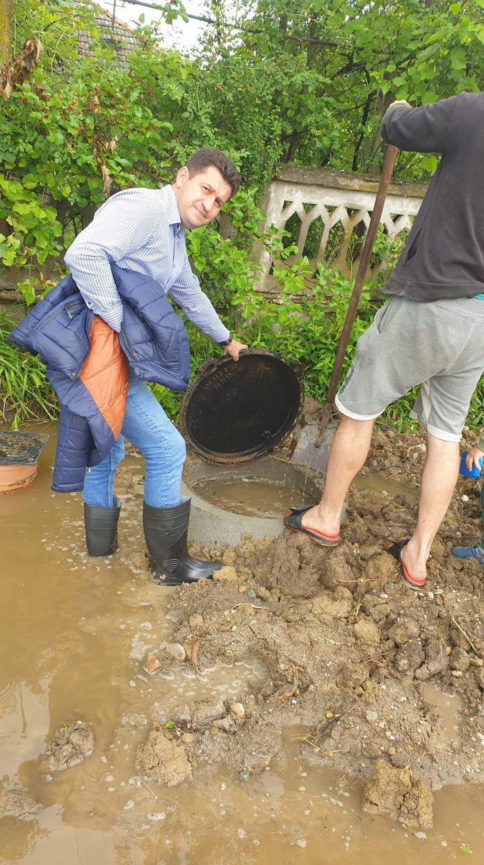 received_693179084794892