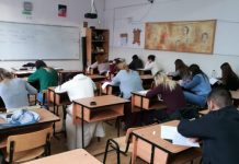 Locuri distincte pentru elevii cu CES din școlile speciale și de masă