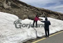 Mii de turiști pe Transalpina