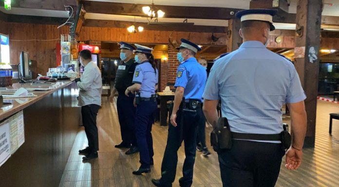 Controalele continuă la terasele din Gorj! Poliţia a aplicat sancţiuni