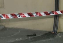 Bărbat împușcat în ureche, cu un pistol cu bile