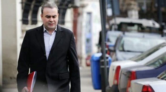 Tribunalul Gorj amână din nou pronunţarea în dosarul lui Darius Vâlcov