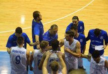 Trei americani, doriţi la CSM Târgu-Jiu