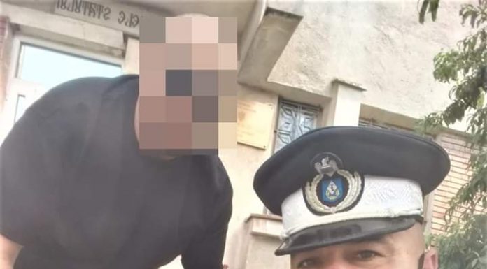 Un husky siberian rătăcit pe o stradă din Târgu-Jiu a ajuns la stăpân cu ajutorul unui jandarm