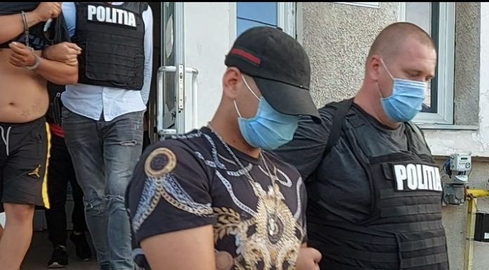 ViDEO: Polițiștii au prins tâlharii care au speriat chiriașele din Giurgiu și Ilfov