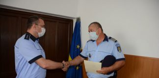 Polițiști premiați de ministrul Afacerilor Interne, Marcel Vela