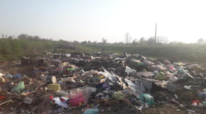 Foto: Focar de infecție în satul Nou Iași! Să vină Garda