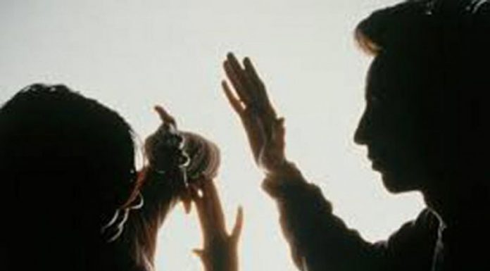 Bărbat reținut pentru violență în familie