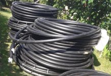 Alimentare cu apă și asfalt în satul condamnat la izolare