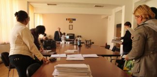 12 candidați retrași și un absent, la proba scrisă a Definitivatului