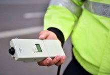 Femeie prinsă beată criță la volan