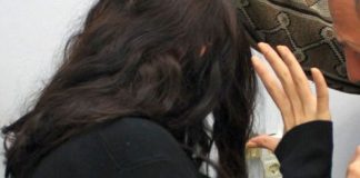 Femeie din Baia de Fier, amenințată de concubin