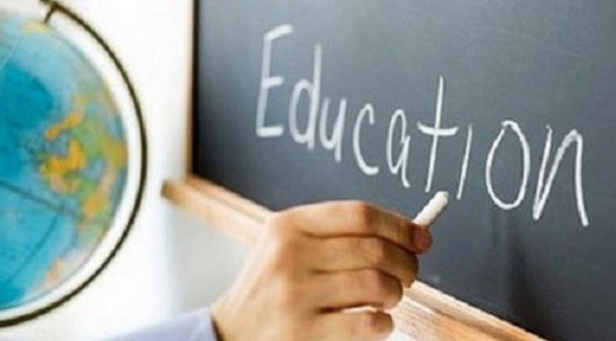 O nouă rundă de concurs pentru cadrele didactice care vor să devină membre ale CNEME