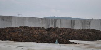 Licitație pentru construirea unei platforme pentru depozitarea gunoiului de grajd, la Peștișani