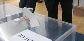 A început strângerea de semnături pentru candidați