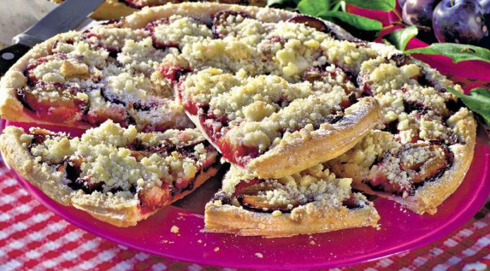 Rețeta săptămânii – Tartă cu prune