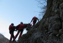 Turiști salvați de pe munte