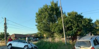 Grav accident în Brănești, după ce un şofer a făcut un viraj fără să se asigure