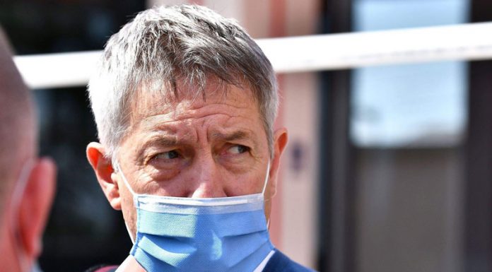 Antrenorul Universităţii are noul coronavirus