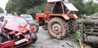 Accident la Pișteștii din Deal, provocat de un şofer care nu s-a asigurat la schimbarea benzii de mers