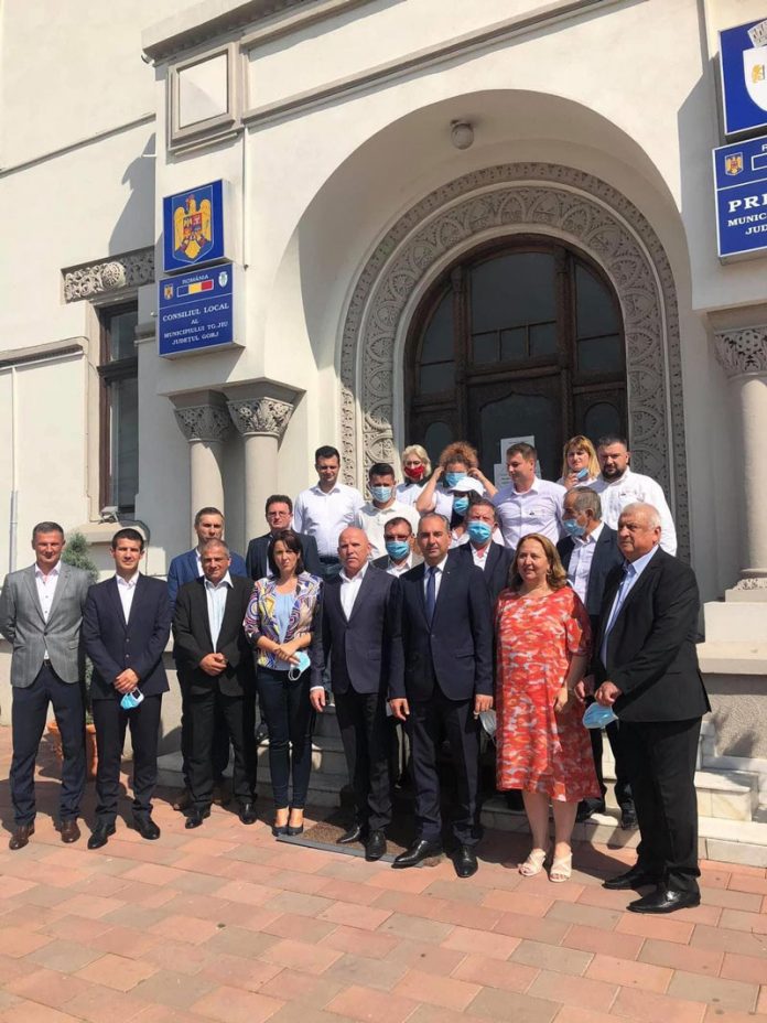 118092877_603995400160495_3006881672785117850_n